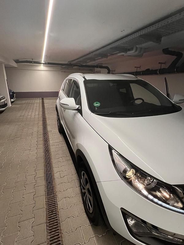 Gebraucht Kia Sportage DREAM-TEAM Edition 135 PS (99 kW) 2016 Weiß SUV