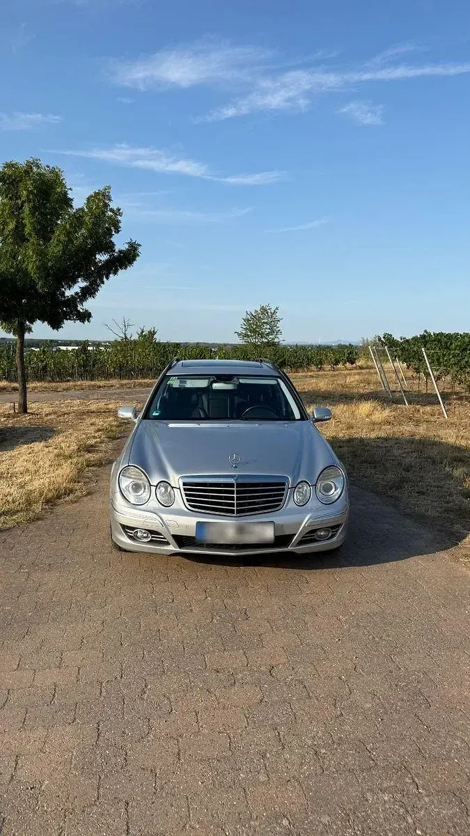 Gebraucht Mercedes E200 Avantgarde 136 PS (100 kW) 2007 Silber Kombi