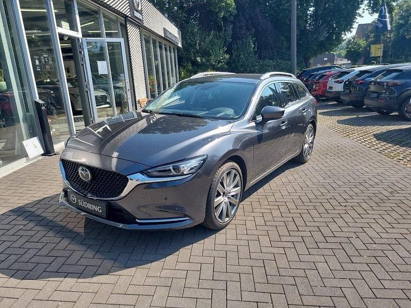 Grau Gebraucht 2023 Mazda 6 Exclusive-Line Limousine | 35.990 € (Etwas zu teuer) - Bild 1/4