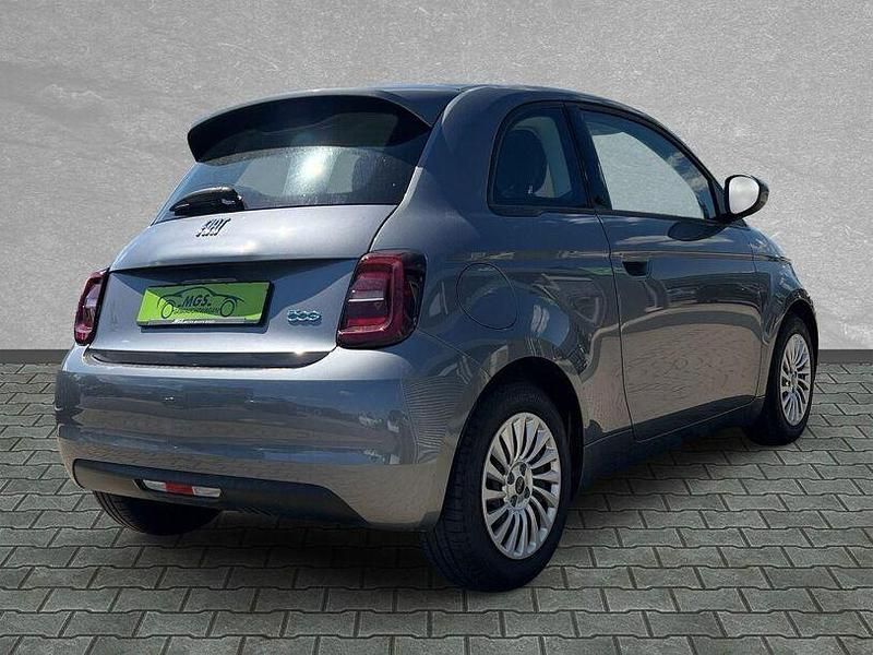 Gebraucht Fiat 500e Action 69 kW (95 PS) 2022 Grau Limousine