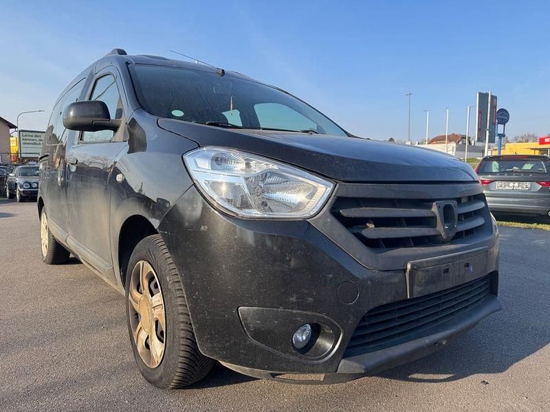 Gebraucht Dacia Dokker Lauréate 90 PS (66 kW) 2014 Schwarz Van / Kleinbus