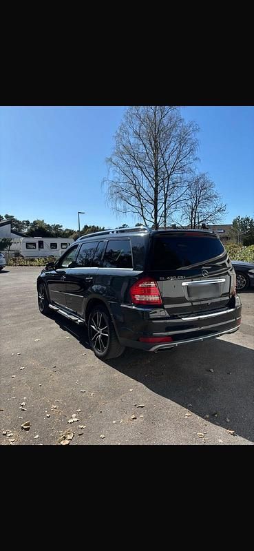 Gebraucht Mercedes GL450 306 PS (225 kW) 2010 Schwarz SUV