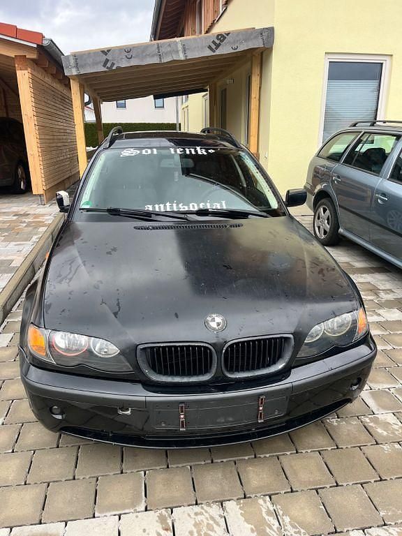 Gebraucht BMW 320 Performance 150 PS (110 kW) 2004 Blau Kombi