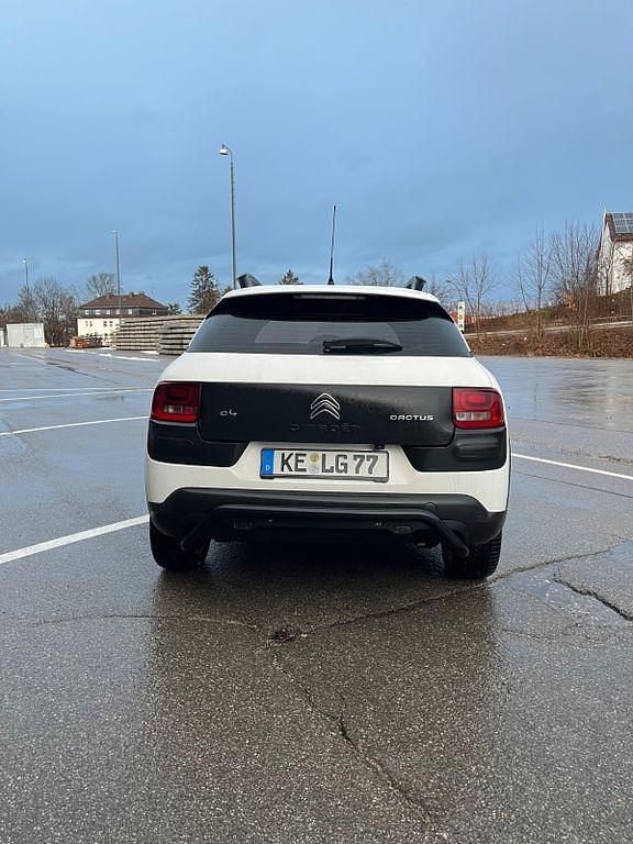 Gebraucht Citroën C4 Feel 82 PS (60 kW) 2015 Weiß Limousine