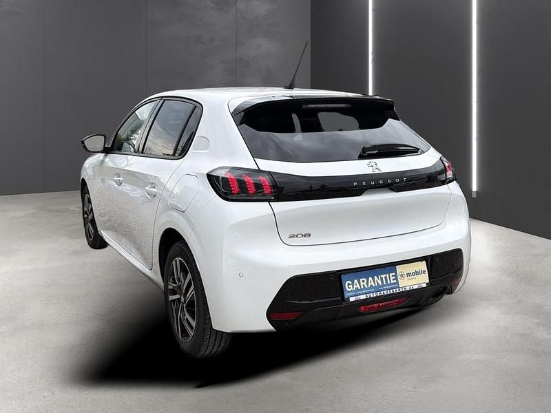 Gebraucht Peugeot 208 102 PS (75 kW) 2022 Kleinwagen