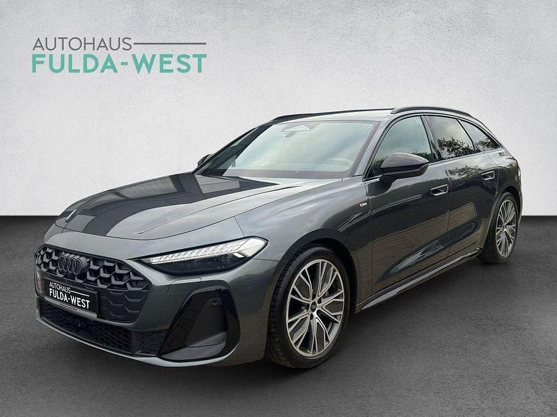 Grau Gebraucht 2025 Audi A5 S-Line Coupé | 49.440 € (Superpreis) - Bild 1/4