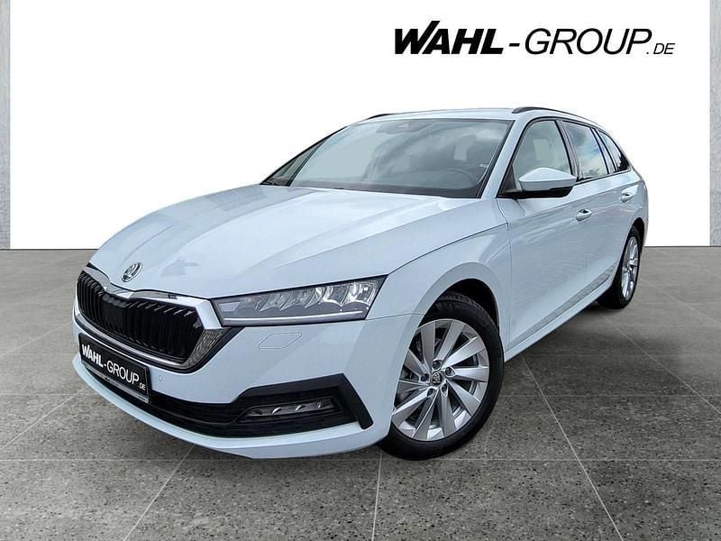 Weiß Gebraucht 2024 Skoda Octavia Selection Kombi | 29.900 € (Fairer Preis) - Bild 1/4
