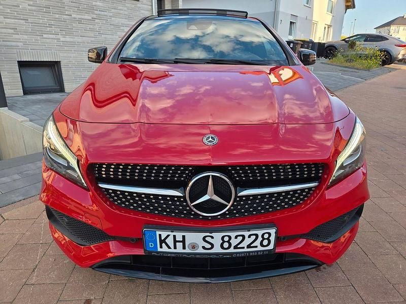 Gebraucht Mercedes CLA250 AMG line 211 PS (155 kW) 2017 Rot Limousine