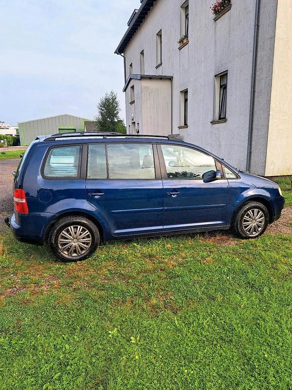 Blau Gebraucht 2003 VW Touran Van / Kleinbus | 1.200 € (Guter Preis) - Bild 1/4