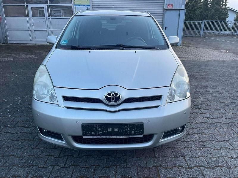 Gebraucht Toyota Corolla Verso 129 PS (94 kW) 2007 Grau Van / Kleinbus