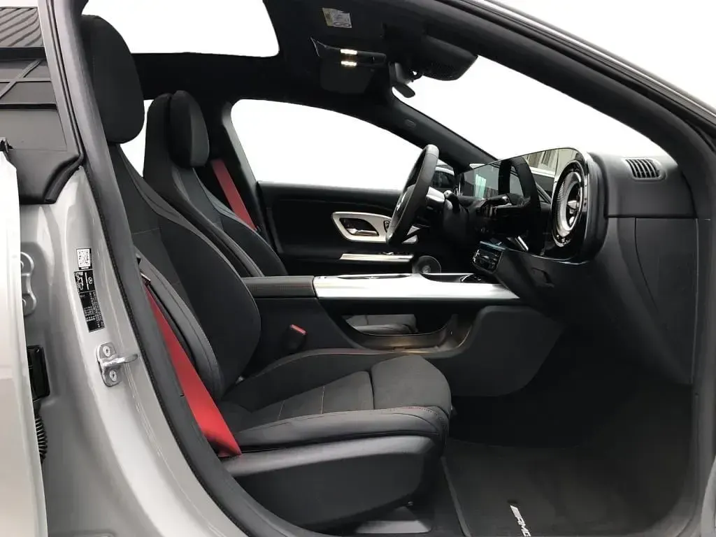Gebraucht Mercedes CLA220 AMG 190 PS (139 kW) 2026 Grau Limousine