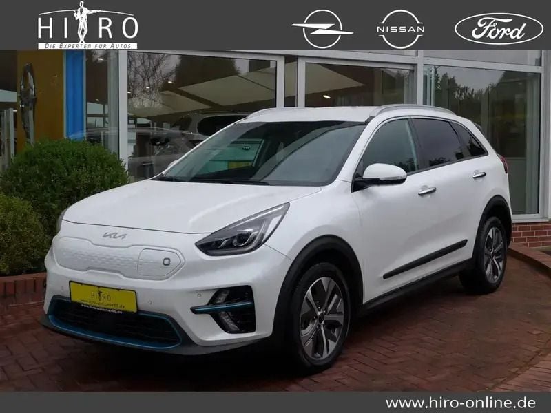 Snowwhite pearl Gebraucht 2021 Kia e-Niro 2 SUV | 25.490 € (Fairer Preis) - Bild 1/4