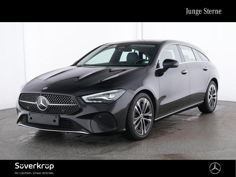 Schwarzlack kosmosschwarz (metallic) Gebraucht 2024 Mercedes CLA180 Shooting Brake Kombi | 28.718 € (Fairer Preis) - Bild 1/2