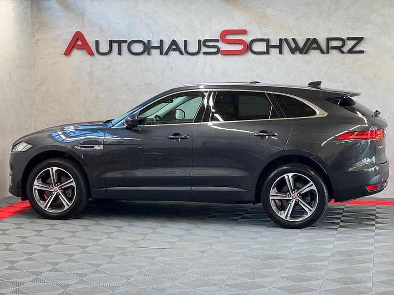 Gebraucht Jaguar F-Pace Prestige 340 PS (250 kW) 2016 Carpathian grey SUV