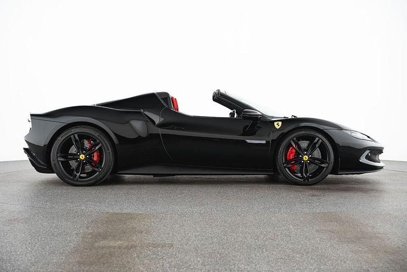 Neu Ferrari 296 663 PS (487 kW) 2026 Schwarz Cabrio