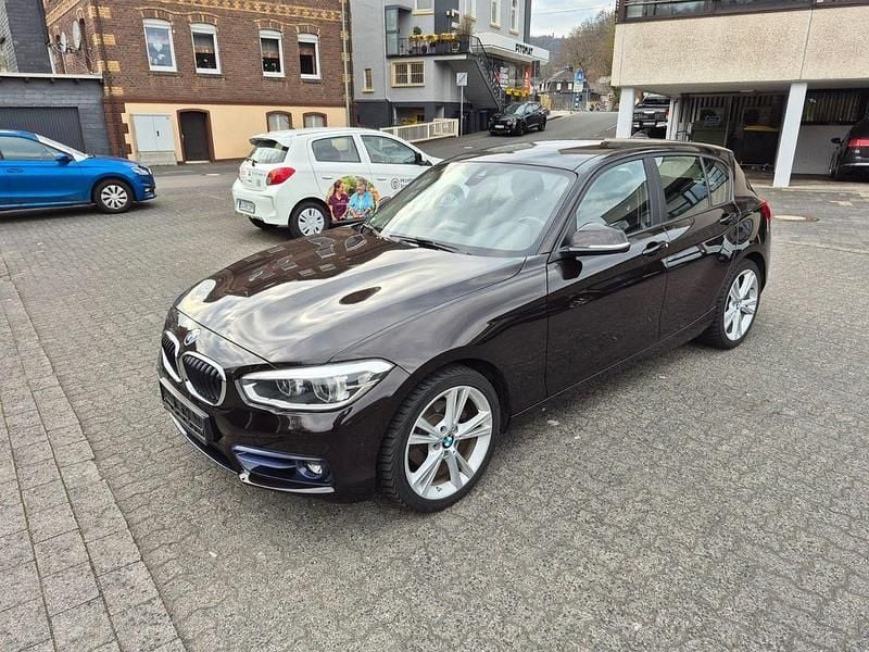 Gebraucht BMW 120 Advantage 190 PS (139 kW) 2019 Braun Kleinwagen