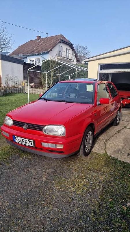 Gebraucht VW Golf III 75 PS (55 kW) 1997 Rot Limousine