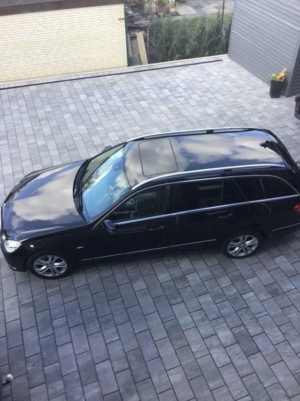 Gebraucht Mercedes E350 Avantgarde 231 PS (169 kW) 2010 Schwarz Kombi