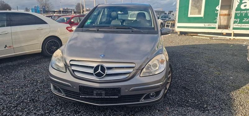 Gebraucht Mercedes B200 140 PS (102 kW) 2007 Grau Van / Kleinbus