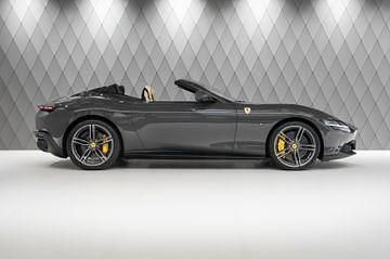 Neu Ferrari Roma 620 PS (456 kW) 2025 Grau Coupé