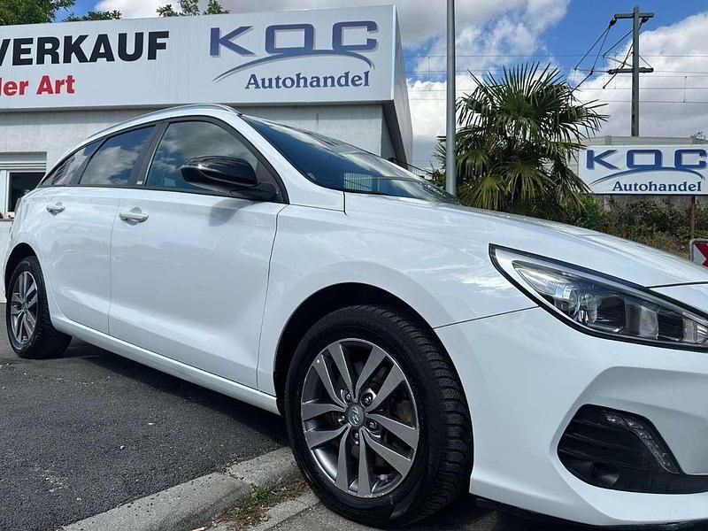 Polar white / sol Gebraucht 2019 Hyundai i30 YES! Kombi | 9.900 € (Guter Preis) - Bild 1/4