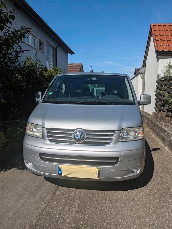 Silber Gebraucht 2008 VW T5 Van | 11.000 € (Etwas zu teuer) - Bild 1/4