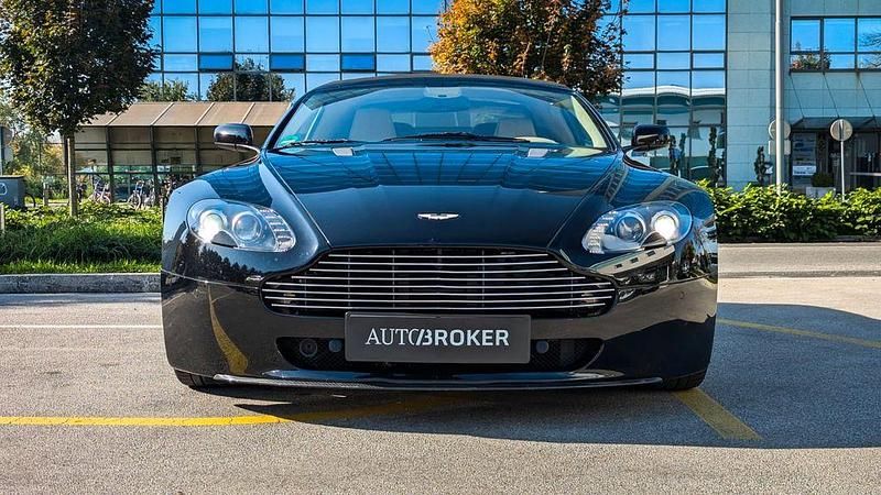 Gebraucht Aston Martin V8 Vantage 426 PS (313 kW) 2009 Schwarz Cabrio