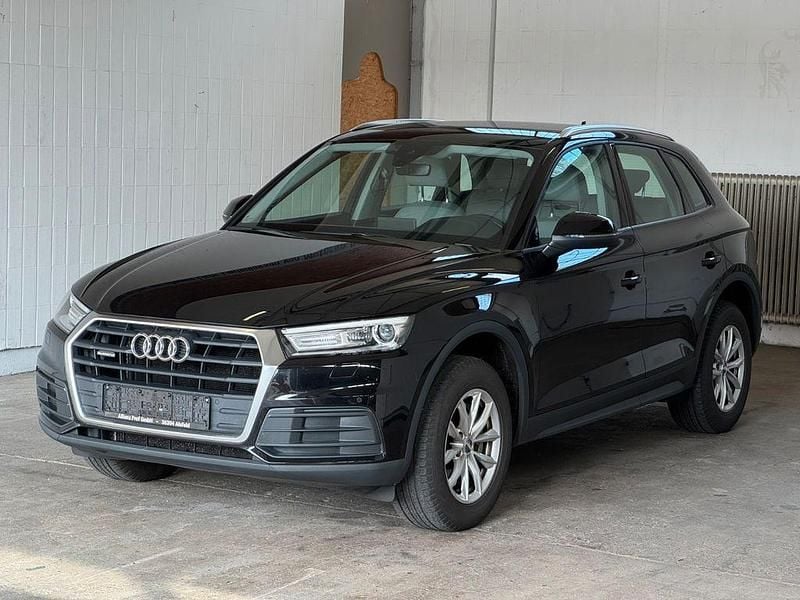 Brillantschwarz Gebraucht 2019 Audi Q5 SUV | 22.490 € (Superpreis) - Bild 1/4