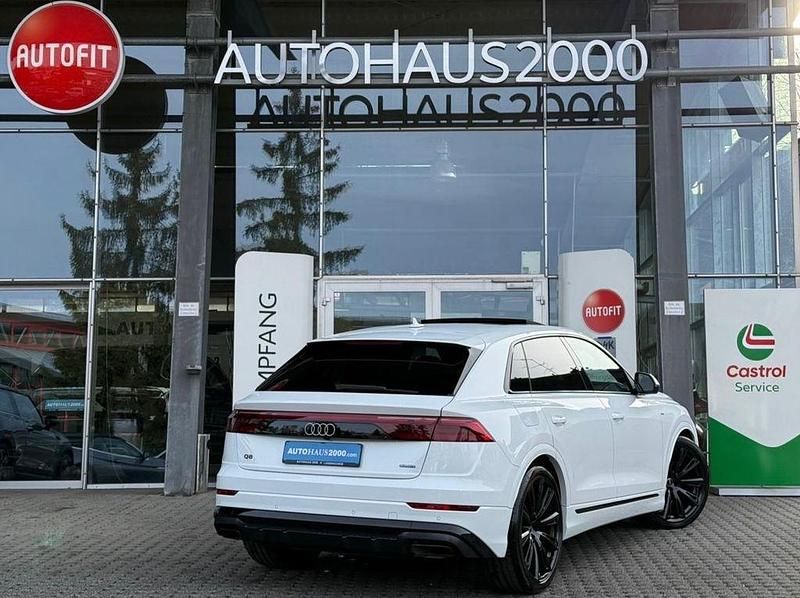 Neu Audi Q8 S-line plus 286 PS (210 kW) 2025 Weiß SUV