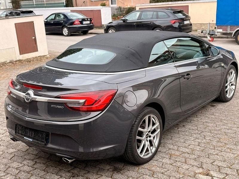 Gebraucht Opel Cascada 194 PS (142 kW) 2014 Grau Cabrio