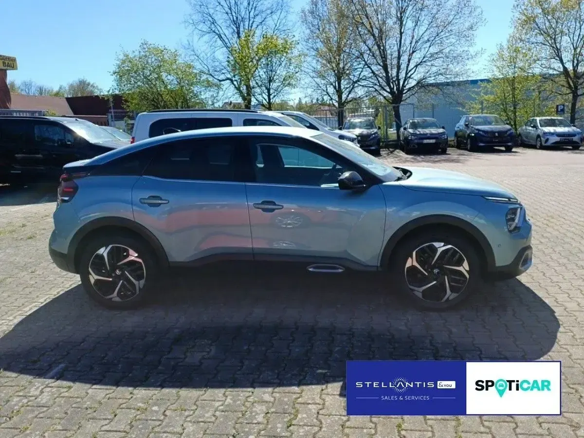 Używany Citroën C4 Shine 131 KM (96 kW) 2024 Niebieski SUV