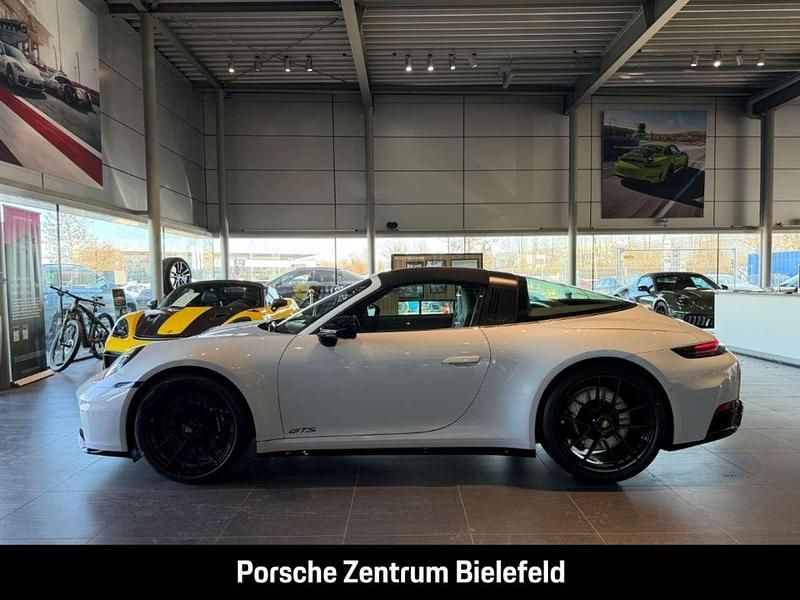 Neu Porsche 992 541 PS (397 kW) 2026 Grau Coupé