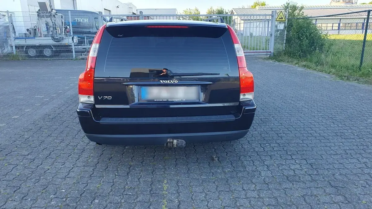 Gebraucht Volvo V70 130 PS (95 kW) 2005 Blau Kombi