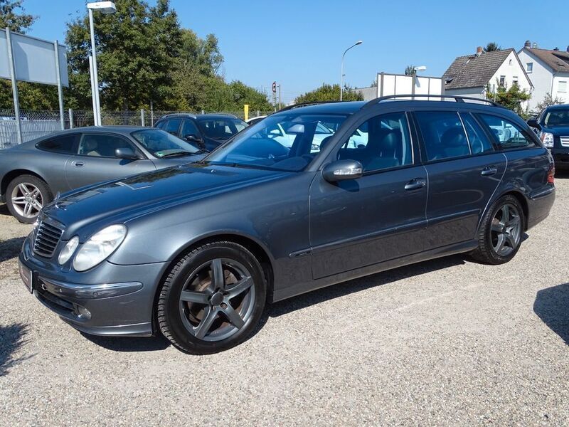 Gebraucht Mercedes E220 Avantgarde 150 PS (110 kW) 2005 Grau Kombi
