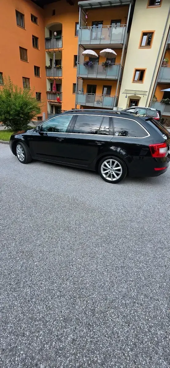 Gebraucht Skoda Octavia Elegance 150 PS (110 kW) 2014 Schwarz Kombi