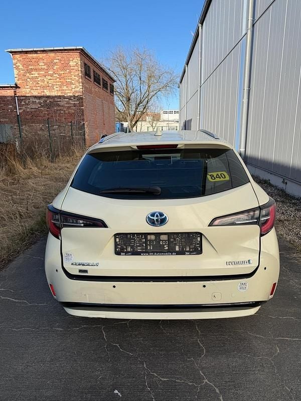 Gebraucht Toyota Corolla 122 PS (89 kW) 2022 Schwarz Kombi