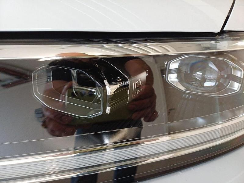 Gebraucht VW T-Roc Cabriolet Style 150 PS (110 kW) 2023 Pure white Cabrio