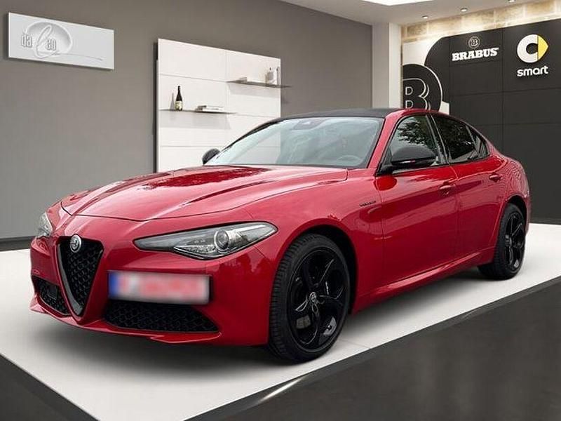 Rot Gebraucht 2018 Alfa Romeo Giulia Super Limousine | 18.988 € (Fairer Preis) - Bild 1/4