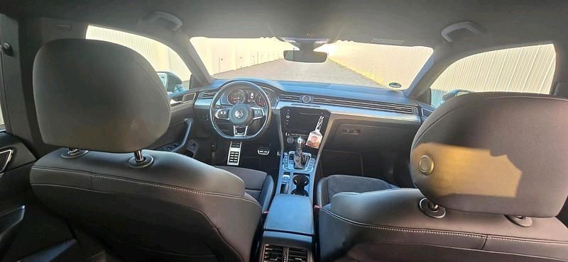 Second-hand VW Arteon 190 CP (139 kW) 2019 Gri Hatchback