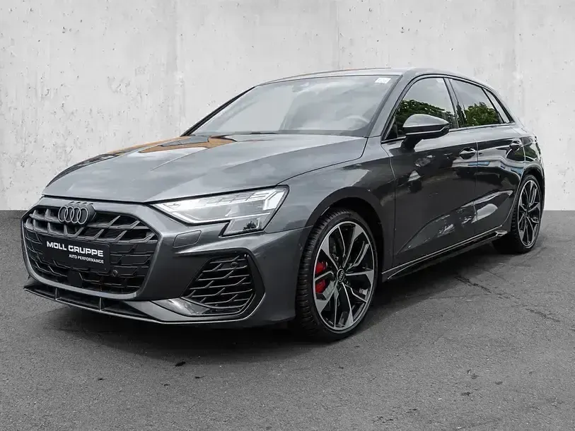 Gebraucht Audi S3 Ambiente 333 PS (244 kW) 2025 Daytonagrau perleffekt Limousine