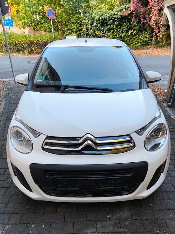 Weiß Gebraucht 2021 Citroën C1 Shine Kleinwagen | 8.690 € (Guter Preis) - Bild 1/4