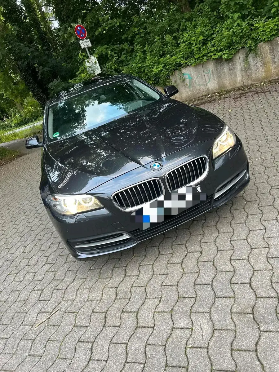 Gebraucht BMW 520 184 PS (135 kW) 2014 Grau Kombi
