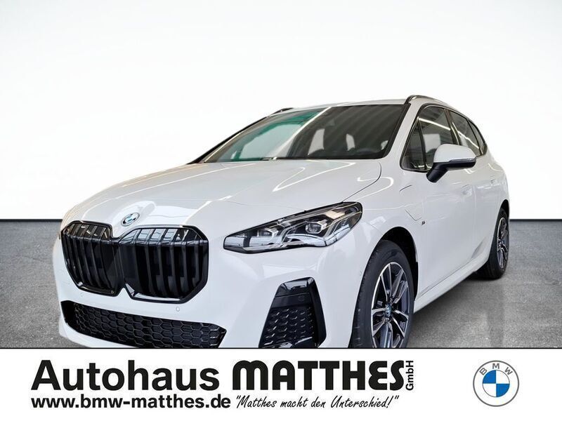 Weiss Neu 2024 BMW 225 Active Tourer M Sport Van / Kleinbus | 41.999 € - Bild 1/4