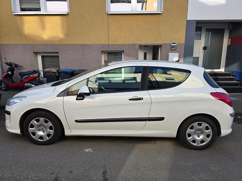 Gebraucht Peugeot 308 110 PS (80 kW) 2010 Weiß Coupé
