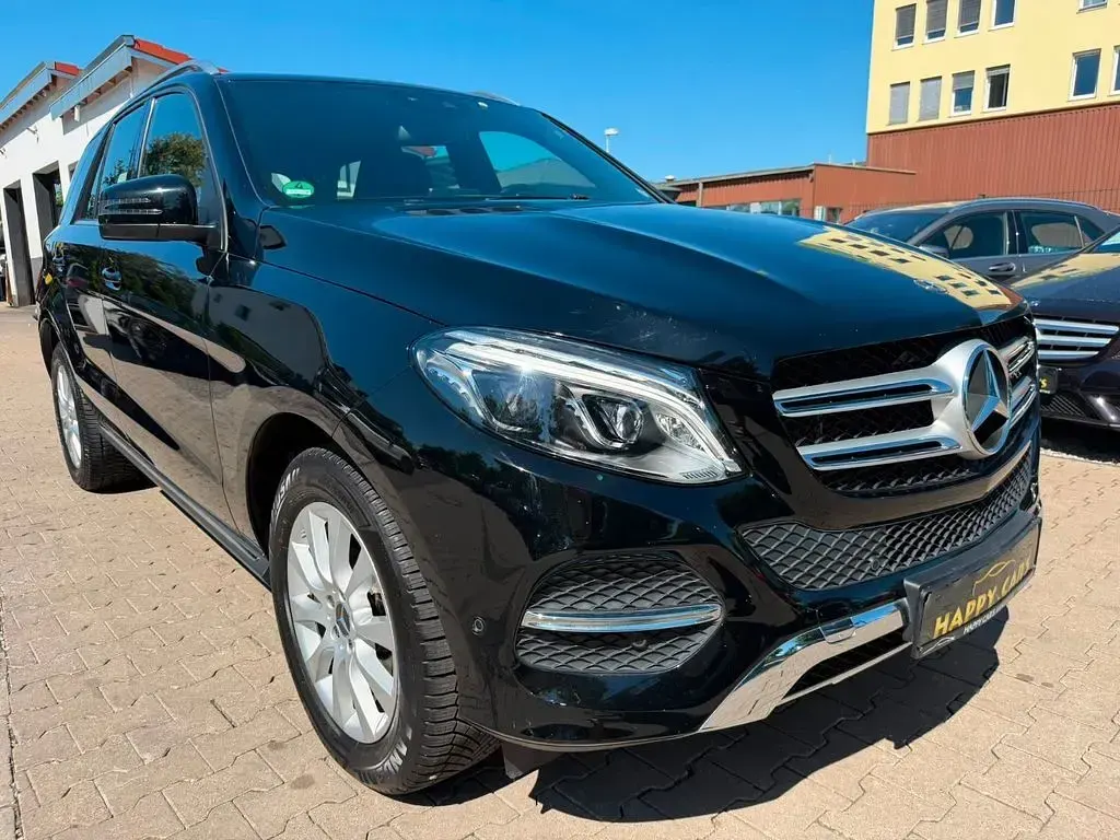 Gebraucht Mercedes GLE250 204 PS (150 kW) 2018 Schwarz SUV