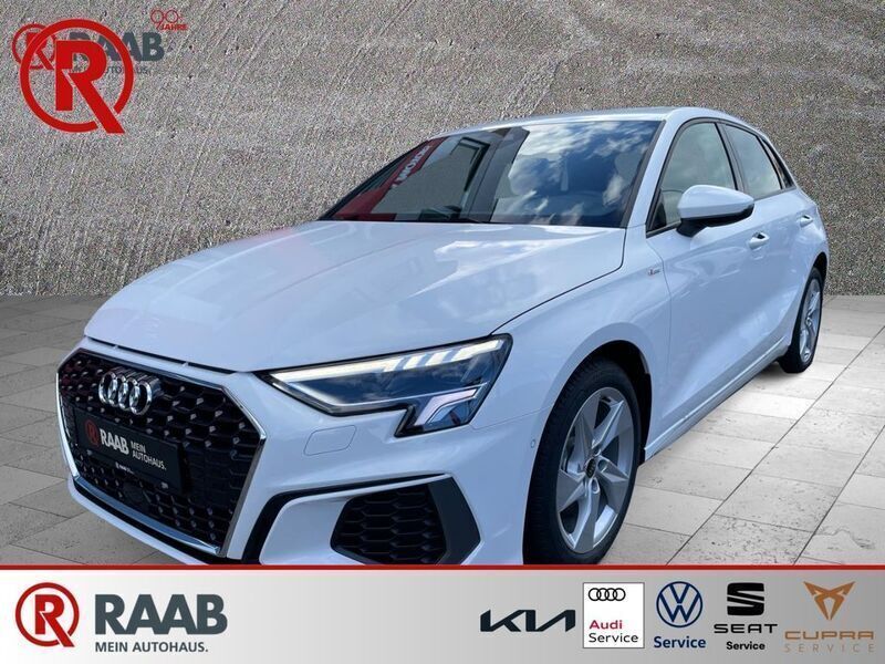 Weiss Gebraucht 2023 Audi A3 Sportback S-Line Limousine | 30.495 € (Fairer Preis) - Bild 1/4
