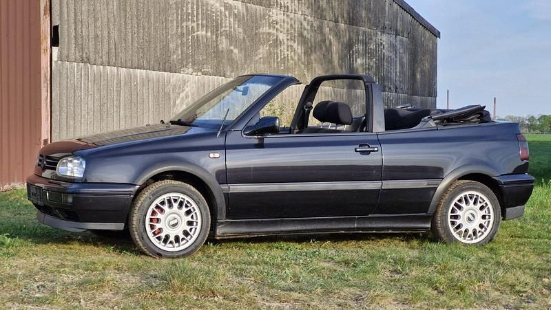 Gebraucht VW Golf Cabriolet 90 PS (66 kW) 1997 Schwarz Cabrio