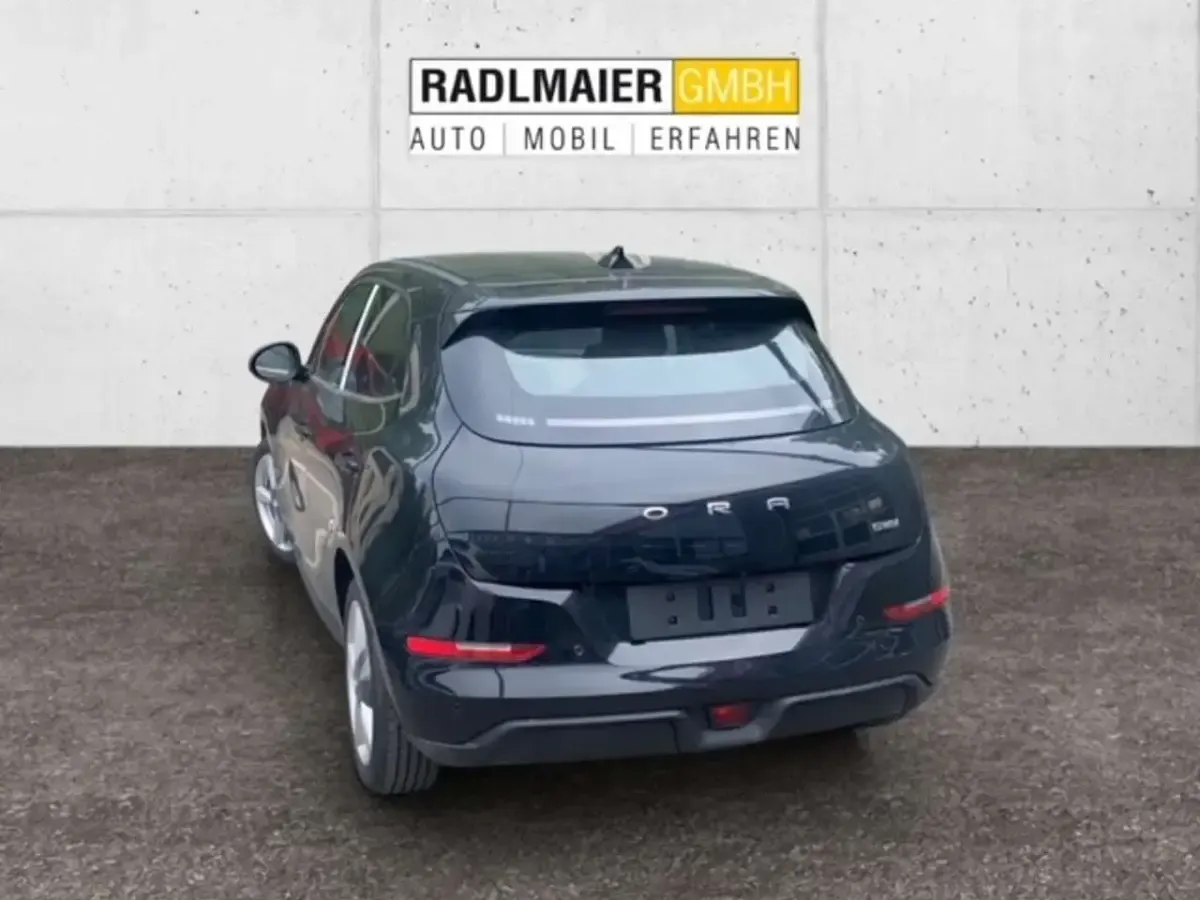 Używany Ora 03 125 kW (171 KM) 2023 Czarny Hatchback