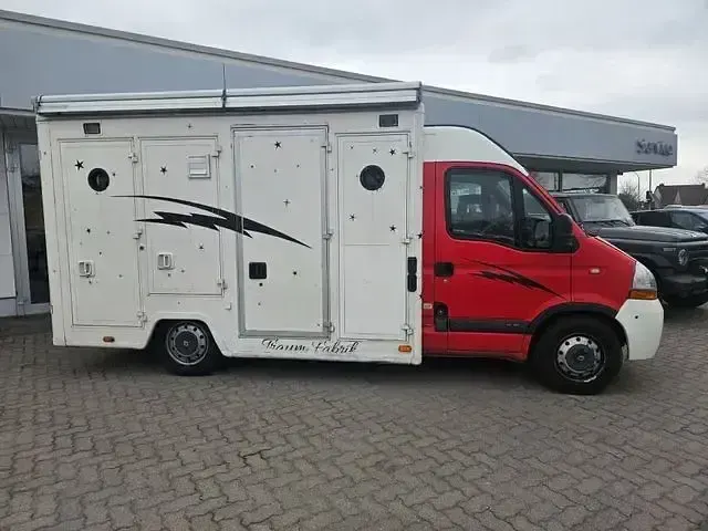 Used Renault Master 2009 Red Minivan