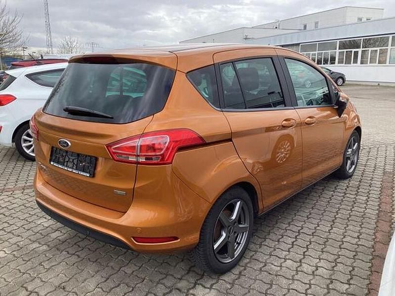 Gebraucht Ford B-MAX SYNC Edition 101 PS (74 kW) 2017 Orange Van / Kleinbus